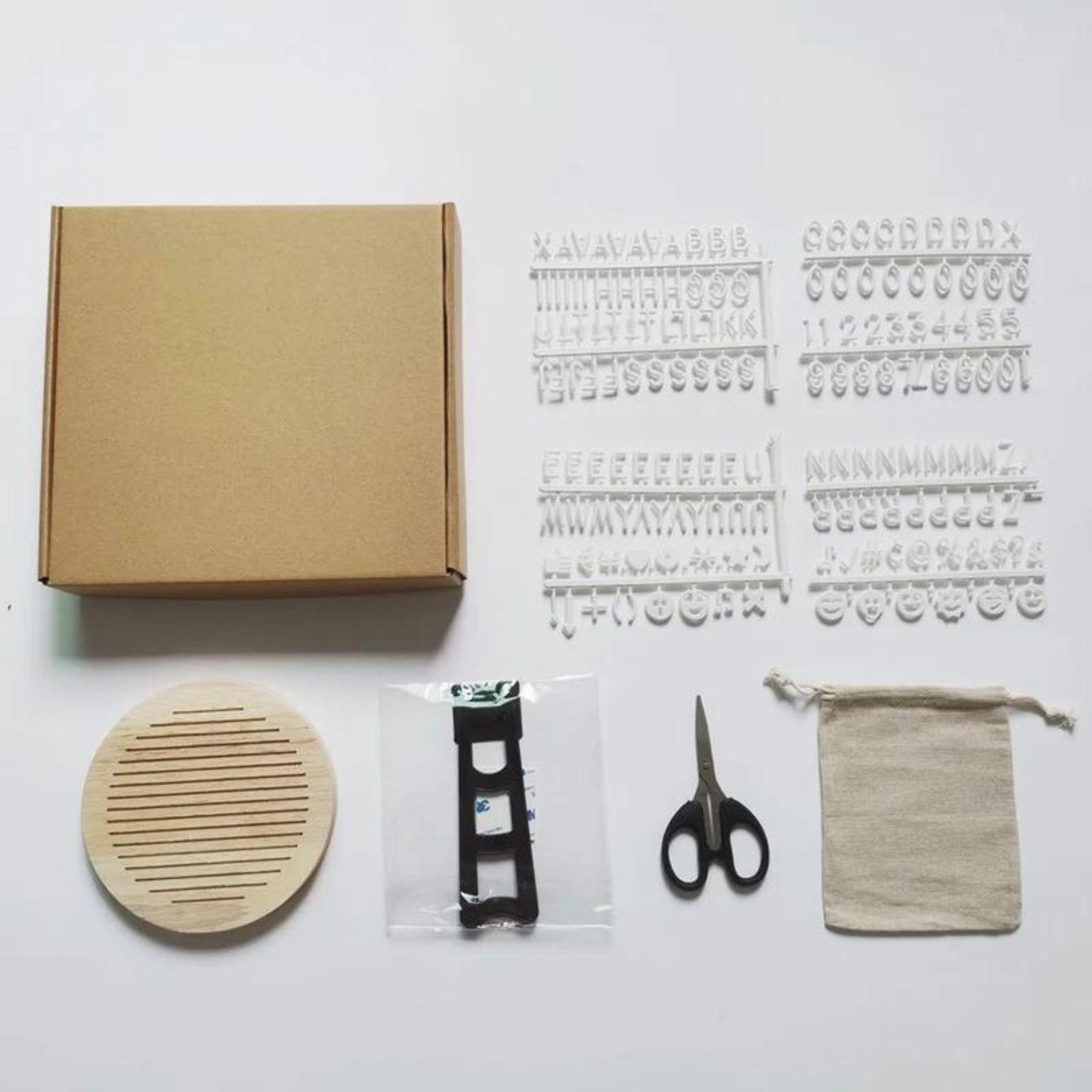 Round Wooden Letterboard with Plastic Letters & Numbers