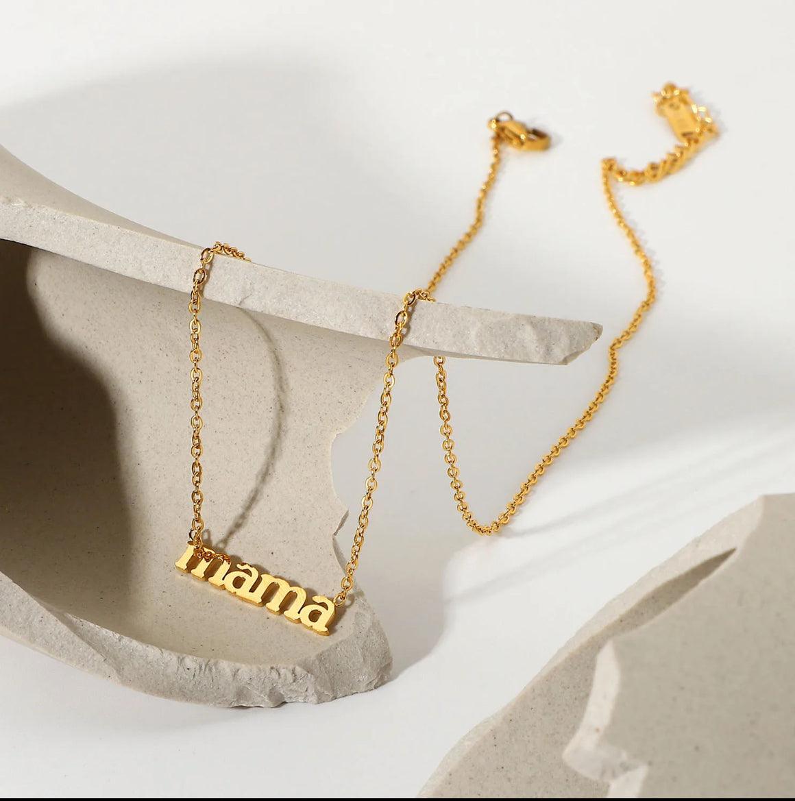 Amor Mama Necklace