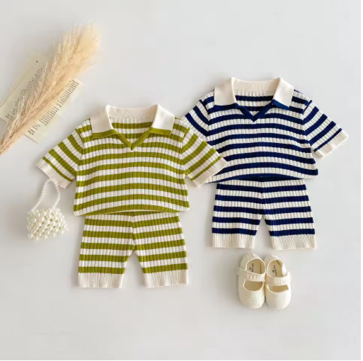 Litte Girls' Collar Striped Knit Top & Shorts Set