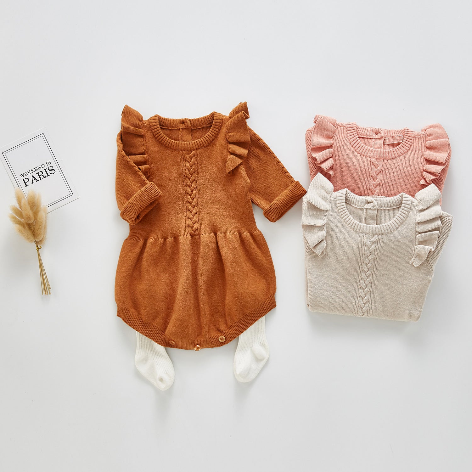 Small flying sleeve knitted baby one piece clothes